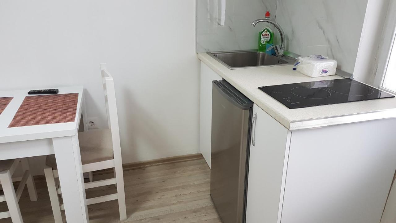 Klent Studio Apartment بورغراديك المظهر الخارجي الصورة